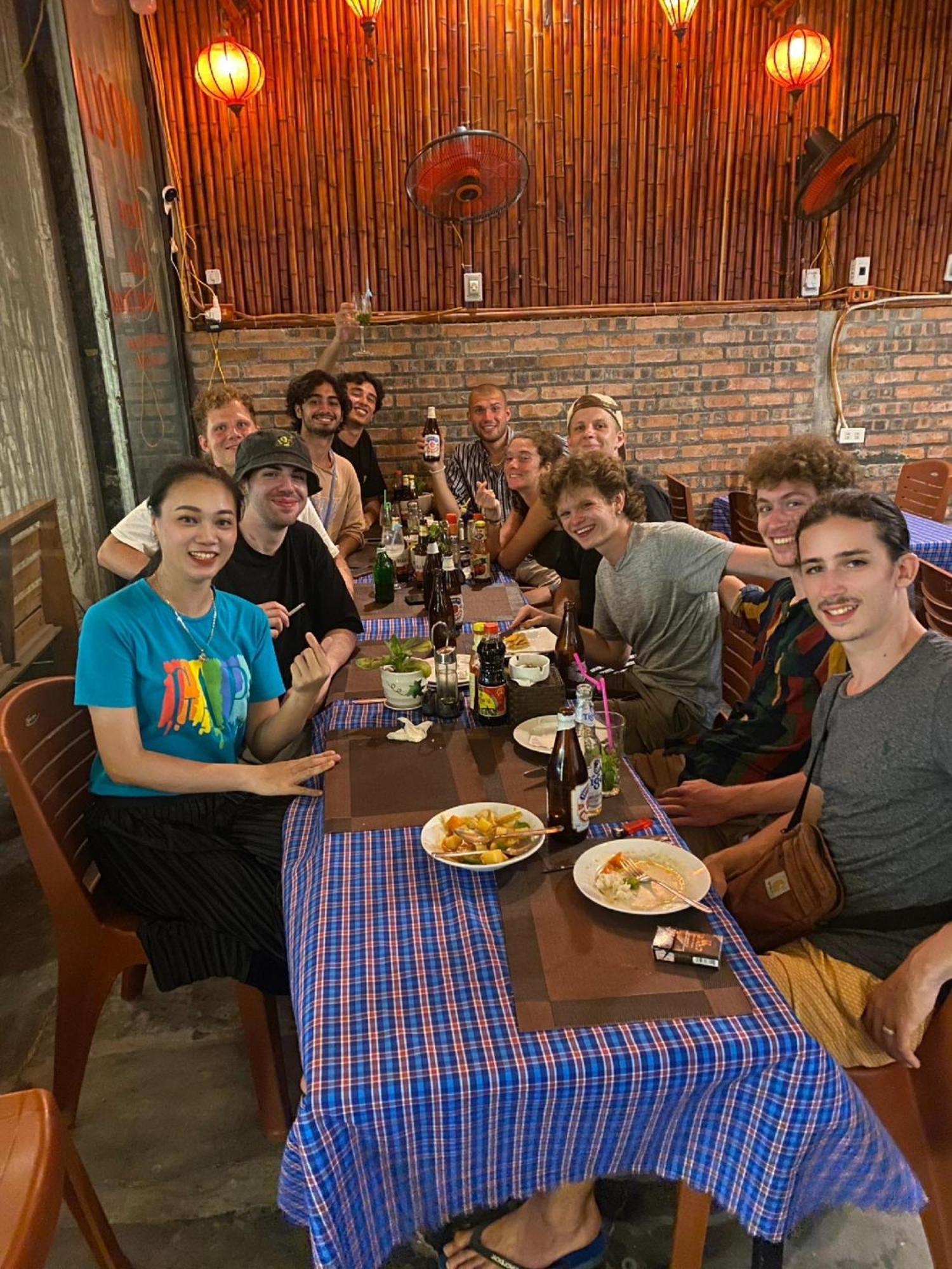 Napoli Hostel Chan Chau Eksteriør bilde