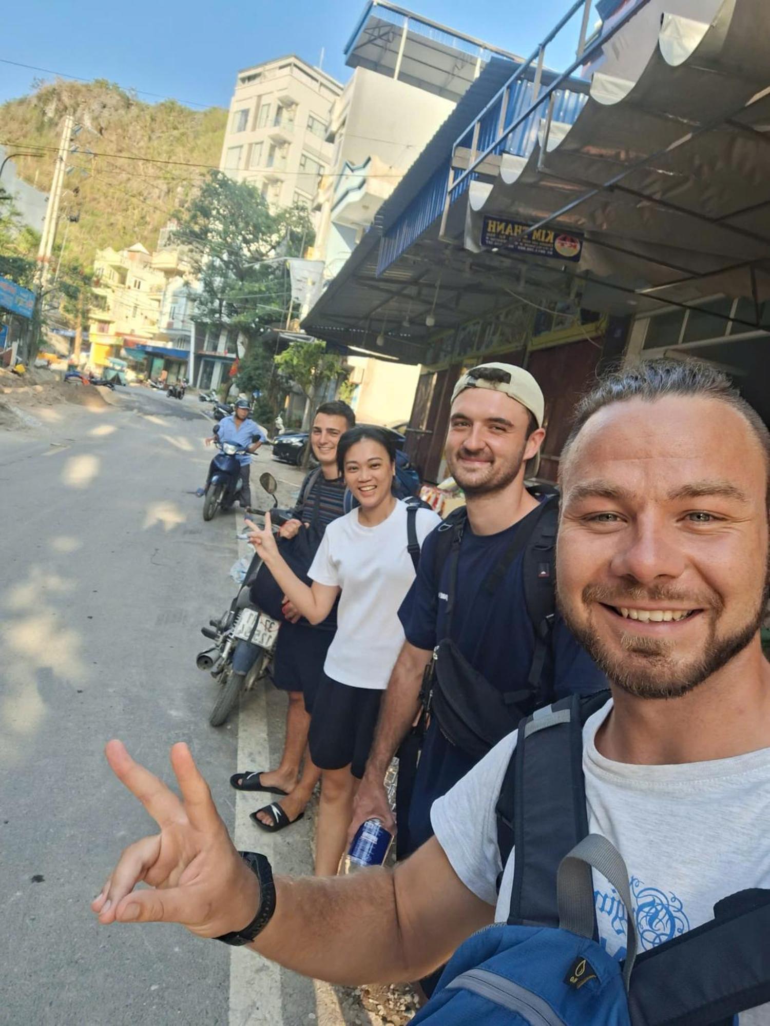 Napoli Hostel Chan Chau Eksteriør bilde