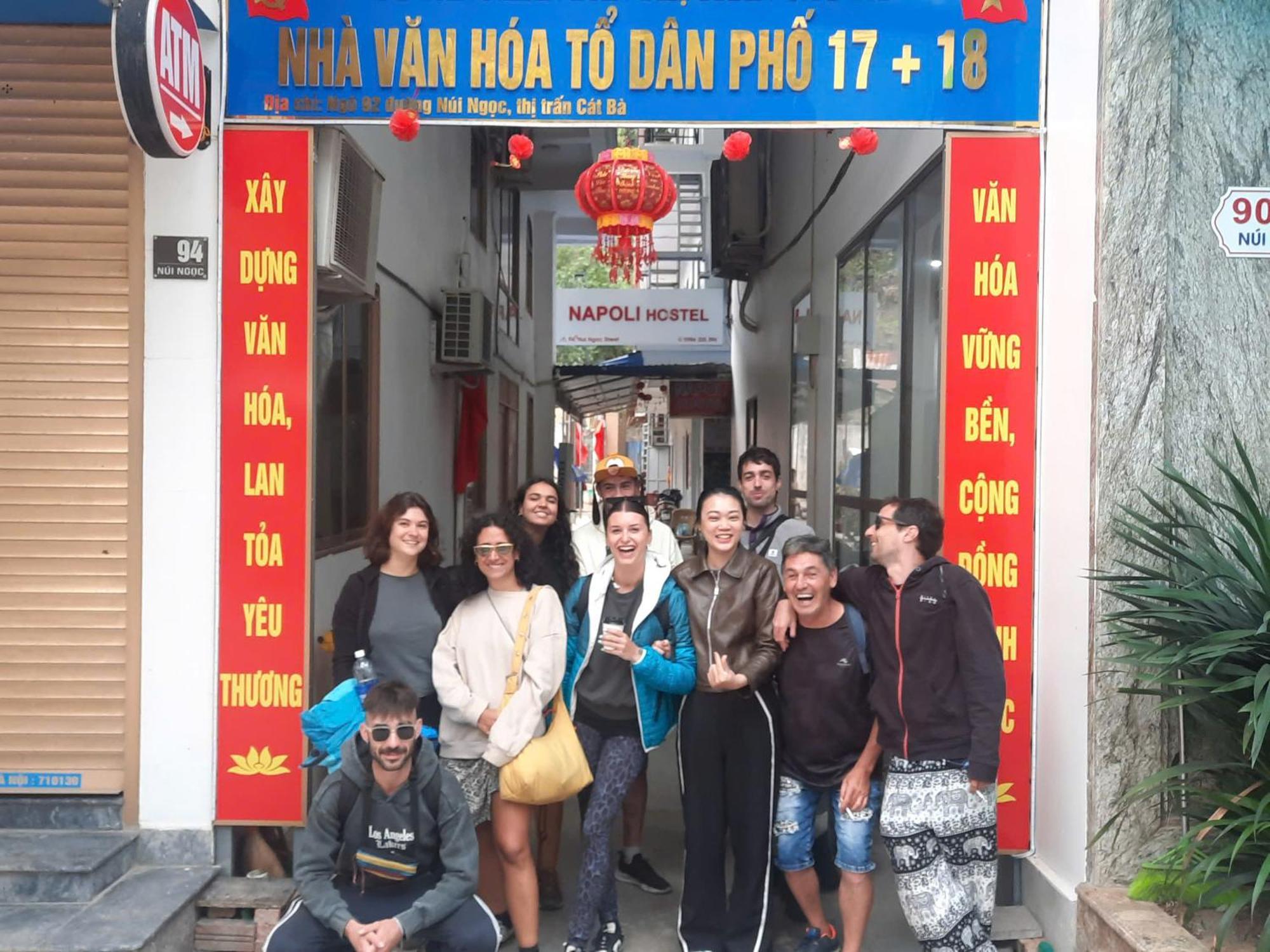 Napoli Hostel Chan Chau Eksteriør bilde